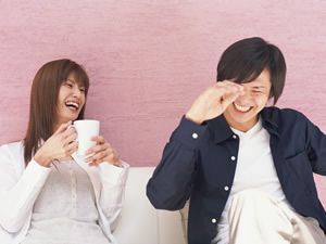 お話しする男女